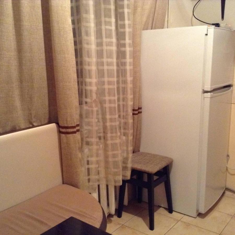 Двухкомнатная Возле Гулливера Appartement Kiev Buitenkant foto